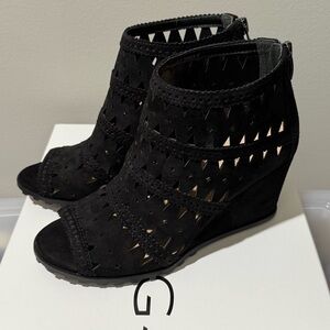 Via Spiga Elegant Black Wedge Sandals - Size 6 1/2